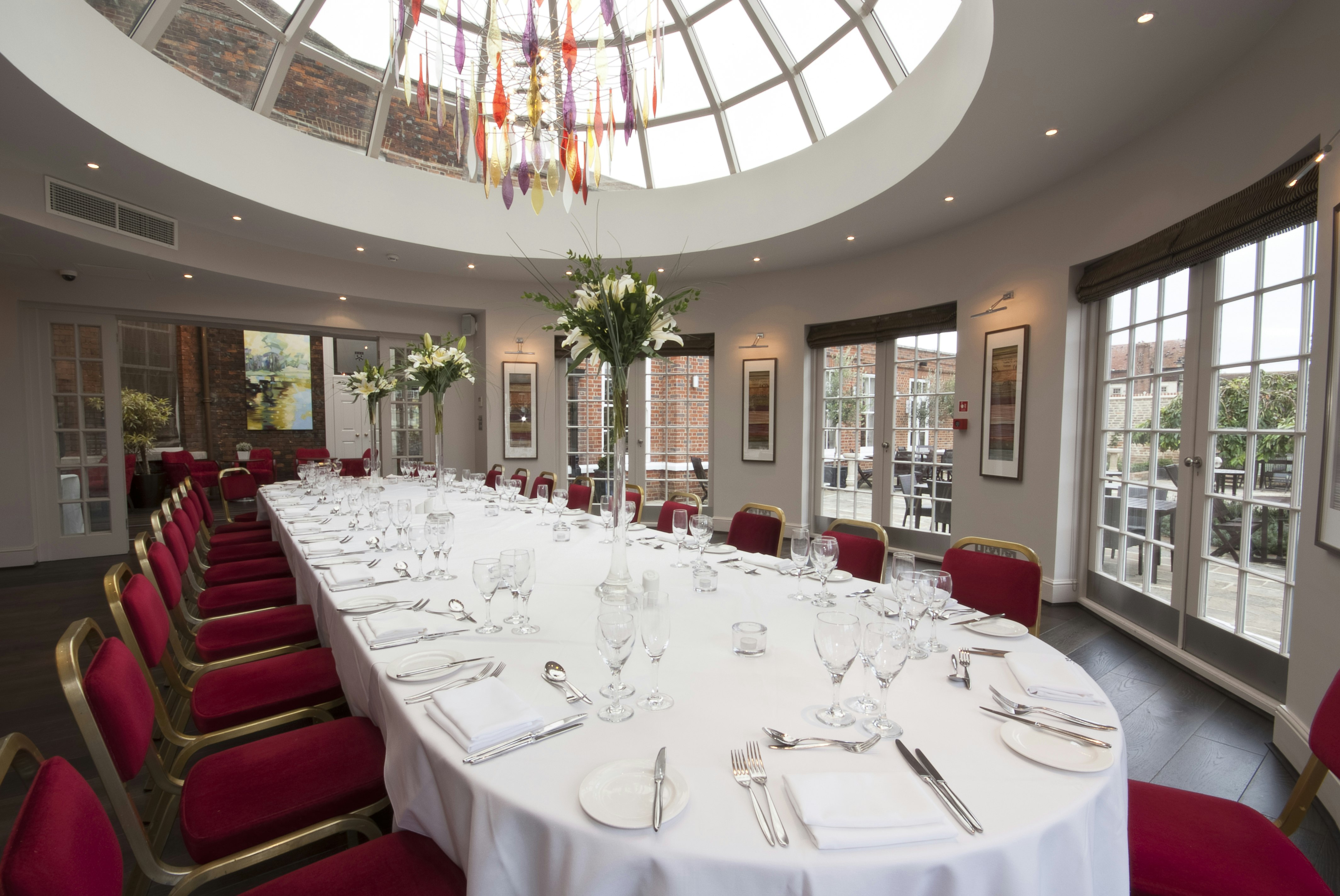 SIR CHRISTOPHER WREN HOTEL AND SPA 58/84