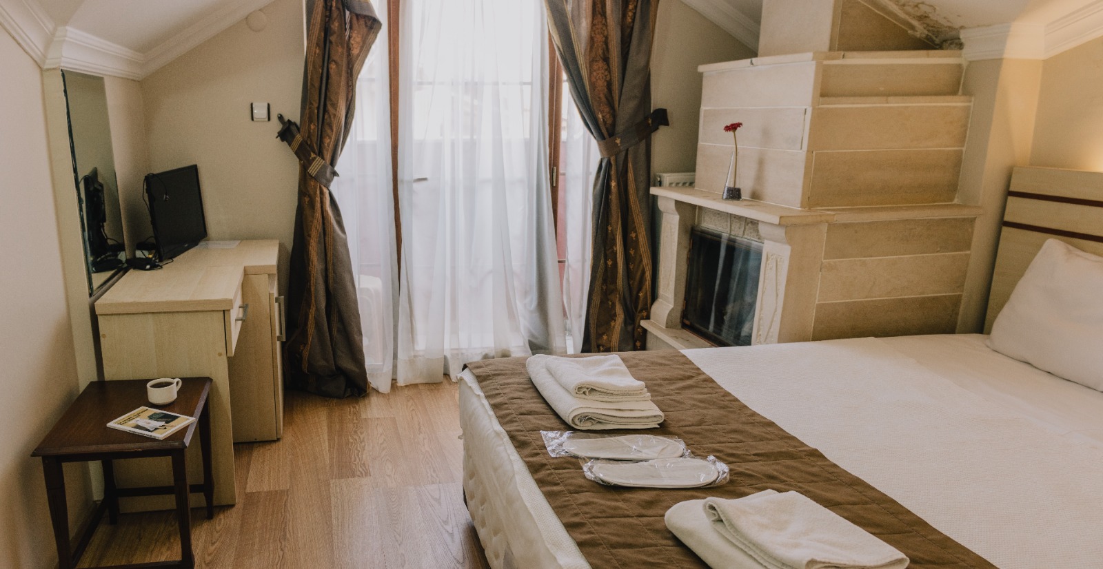 Ayisigi Hotel 4/23