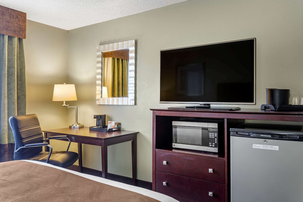 Quality Inn St. Robert - Ft. Leonard Wood 37/40
