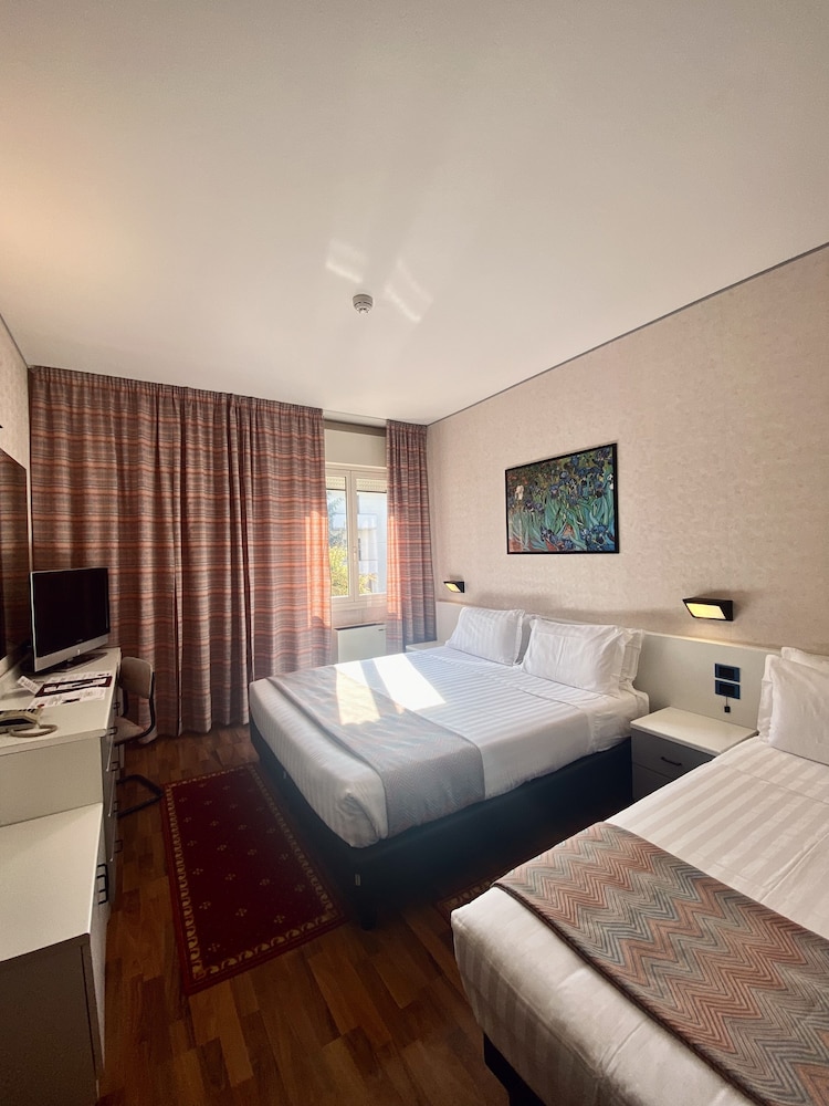 Minotel Falco d'Oro 14/50