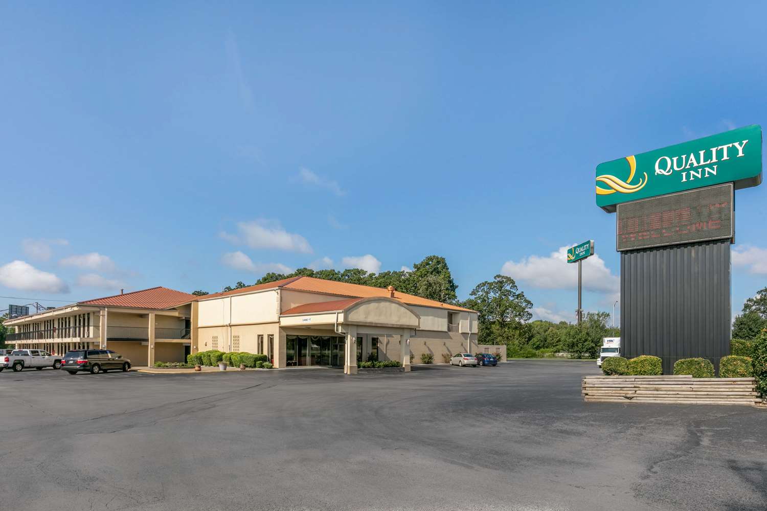 Red Roof Inn Manchester, TN 3/17