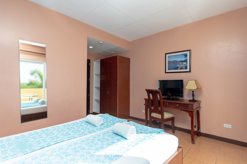 Ovemar Resort Hotel 14/24