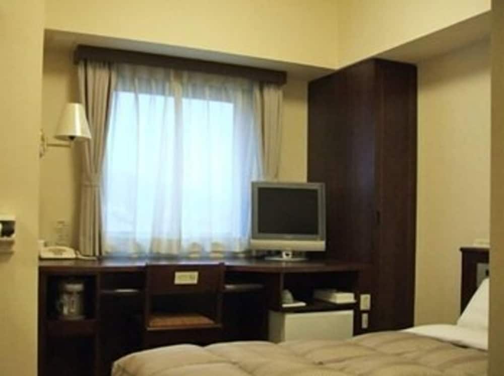 Hotel Route-Inn Wajima 55/65