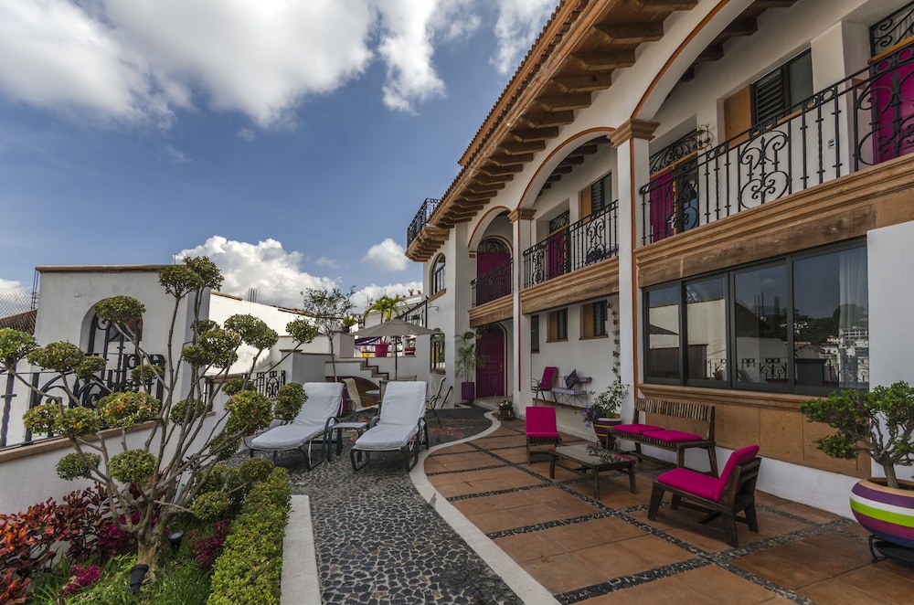 Hotel Boutique Pueblo Lindo 37/47