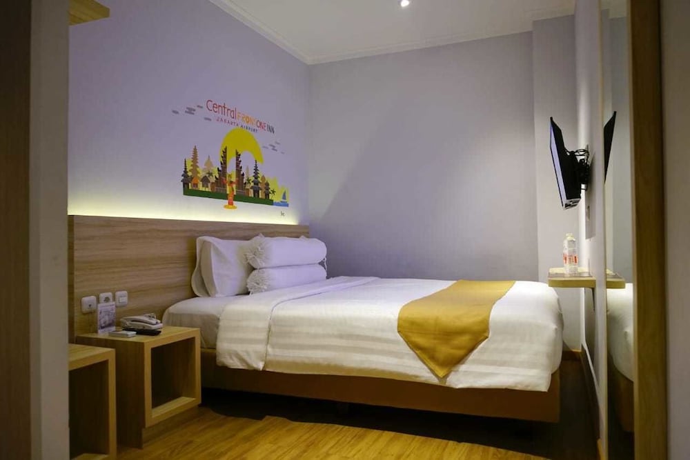 Central Front One Inn Jakarta Airport 13/33