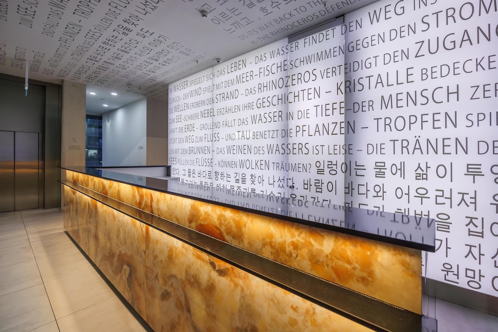 art otel Cologne powered by Radisson Hotels 6/50