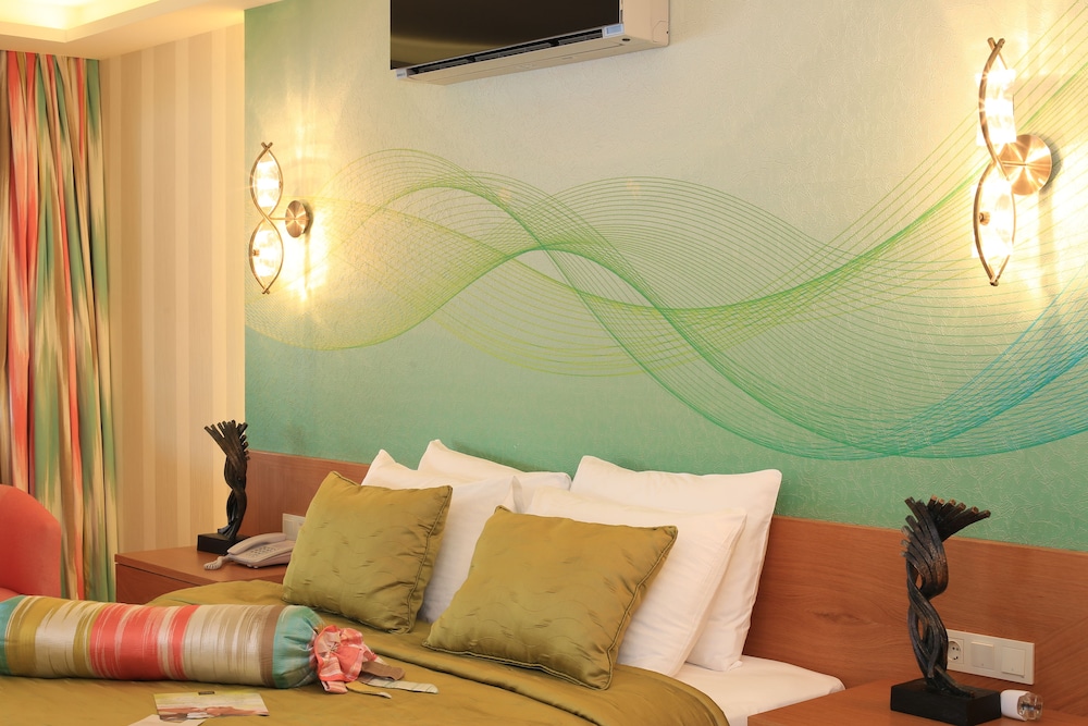 Loryma Luxury Boutique Hotel 24/50