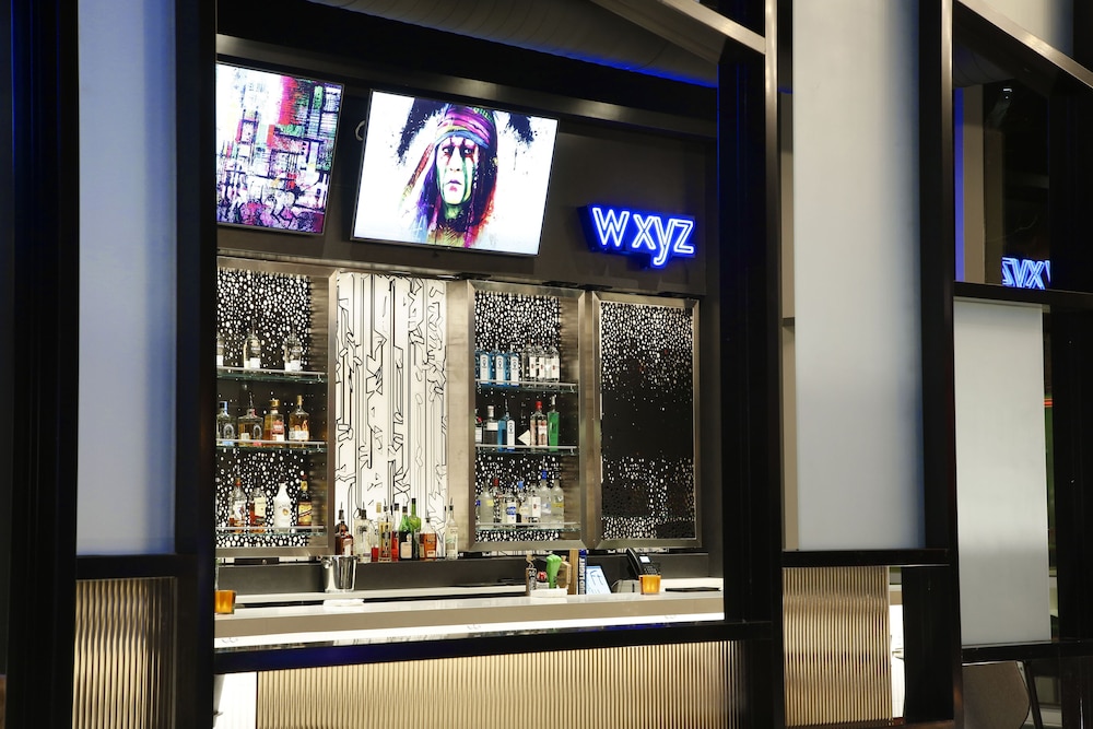 Aloft Chicago Mag Mile 8/47