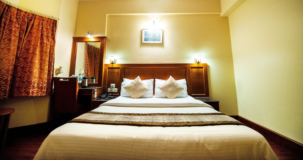 Hotel Bangalore Gate 23/81