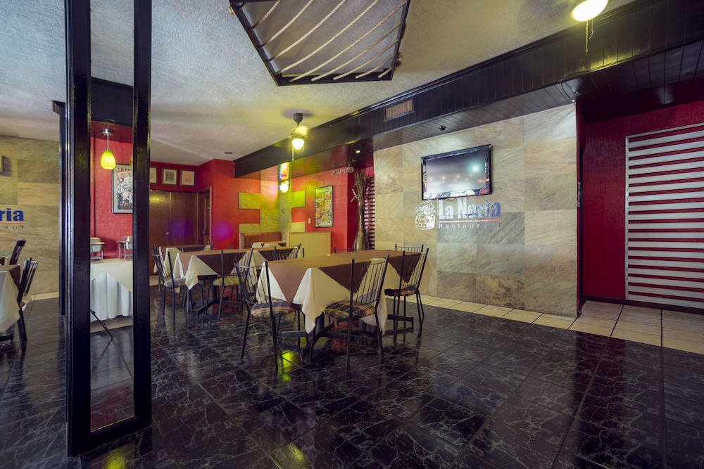 Hotel La Silla 33/50