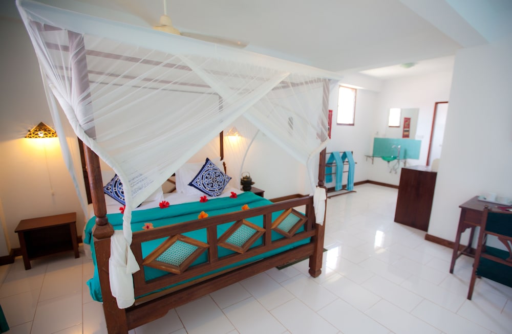 Flame Tree Cottages 5/59