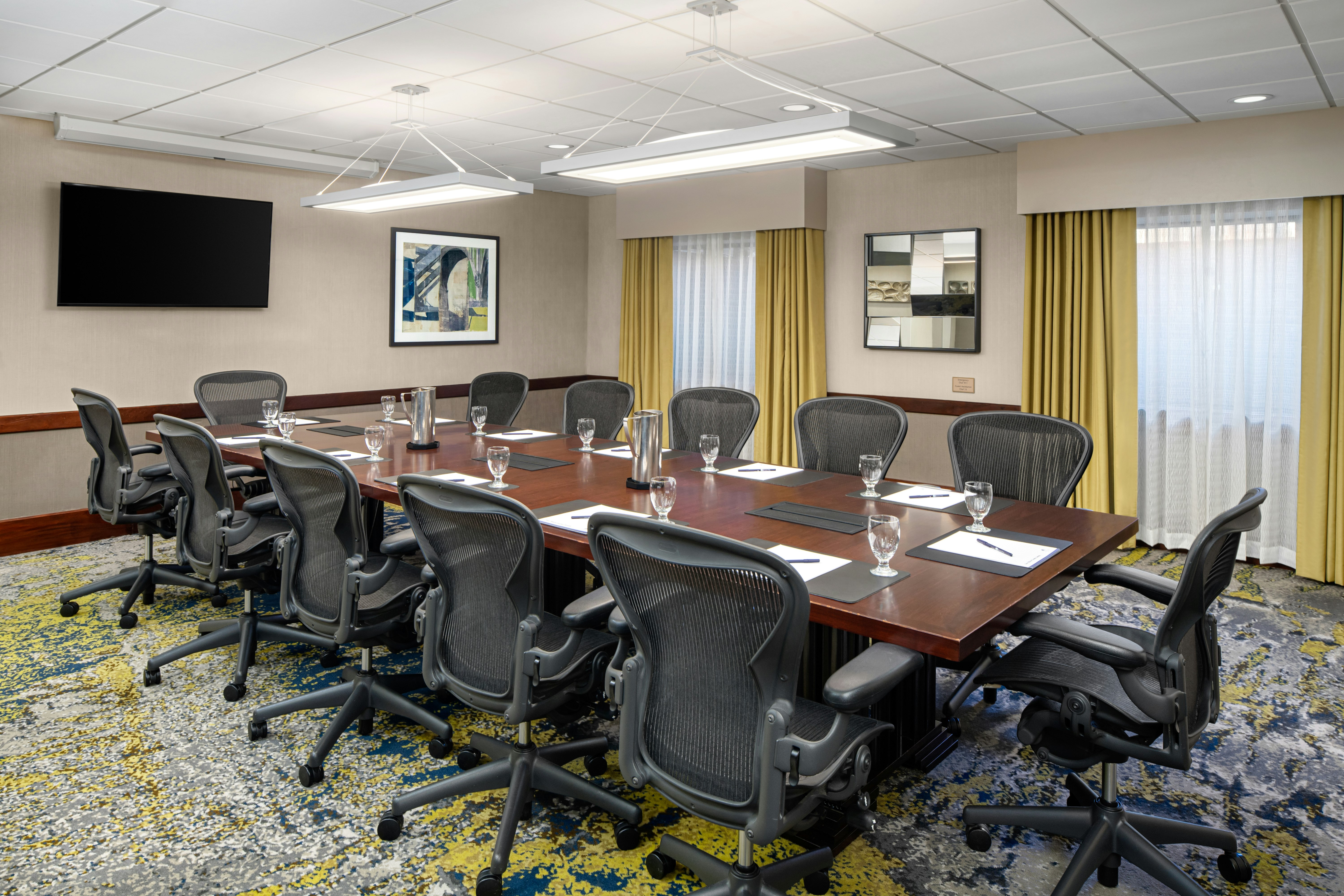 DoubleTree Suites by Hilton Charlotte SouthPark 42/60