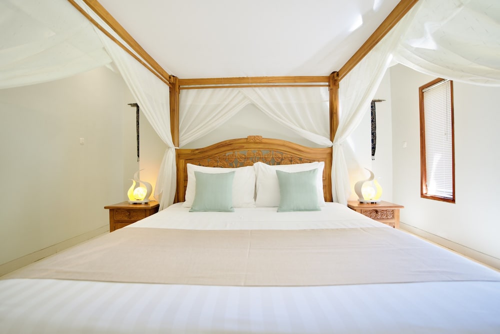 POINCIANA RESORT 20/75