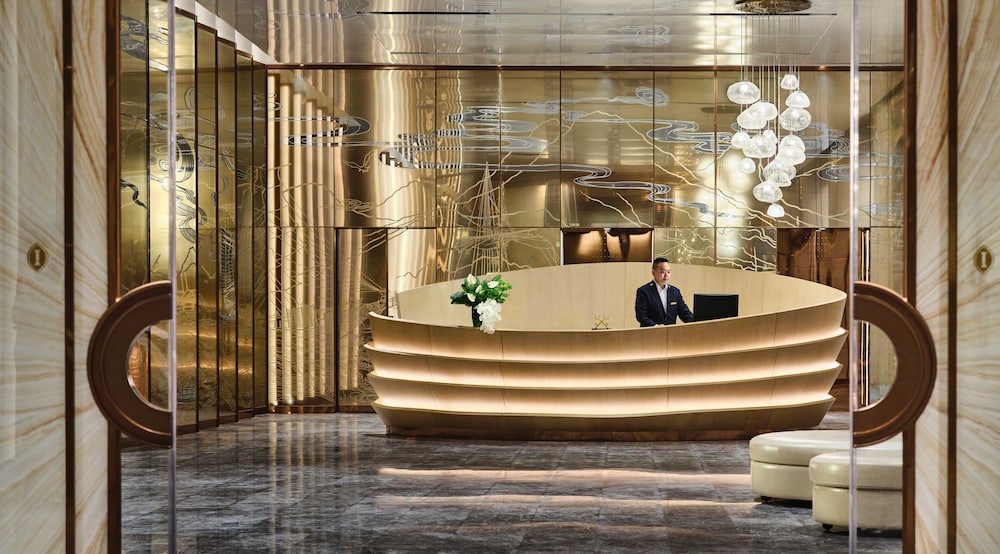 Intercontinental Chongqing Raffles City 10/70