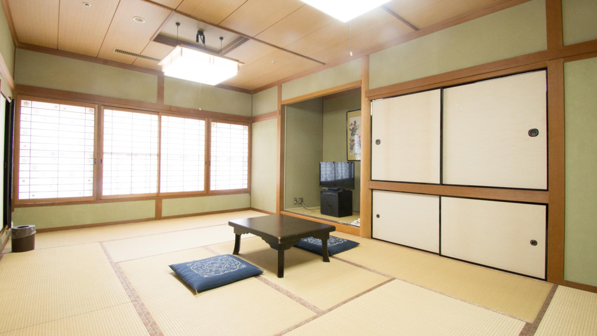 Kanonji Grand Hotel 23/37