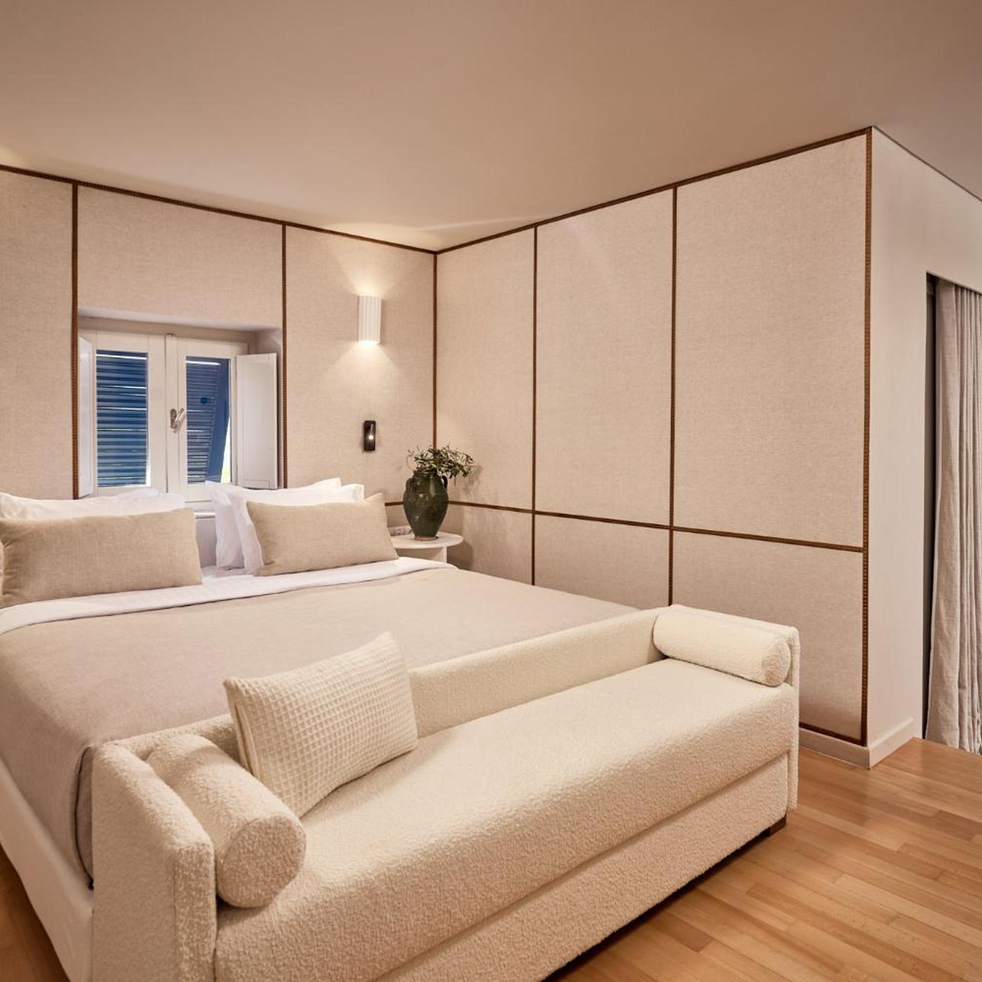 Superior, King Bed, Sea Front