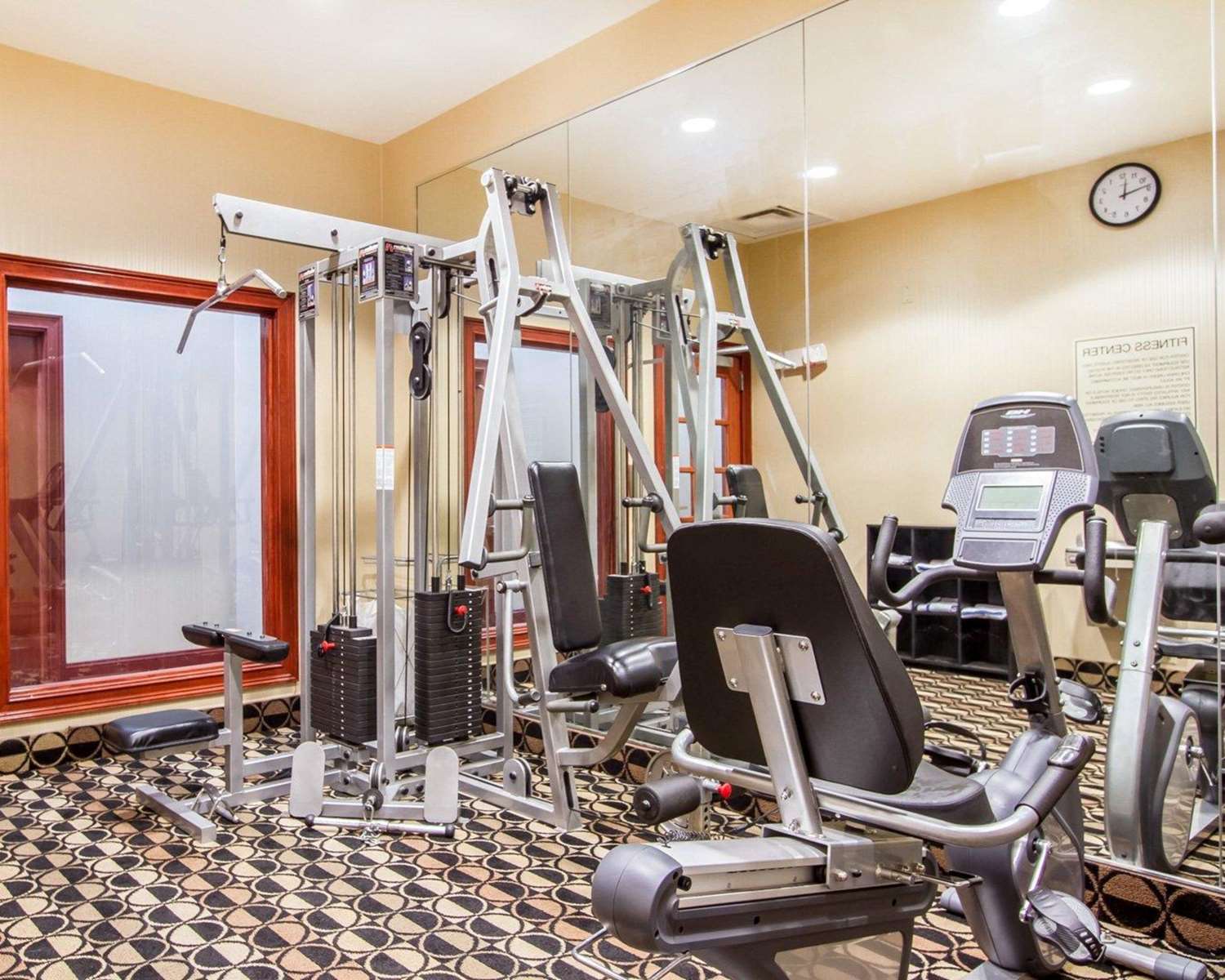 Quality Inn & Suites Greenville I-65 21/34
