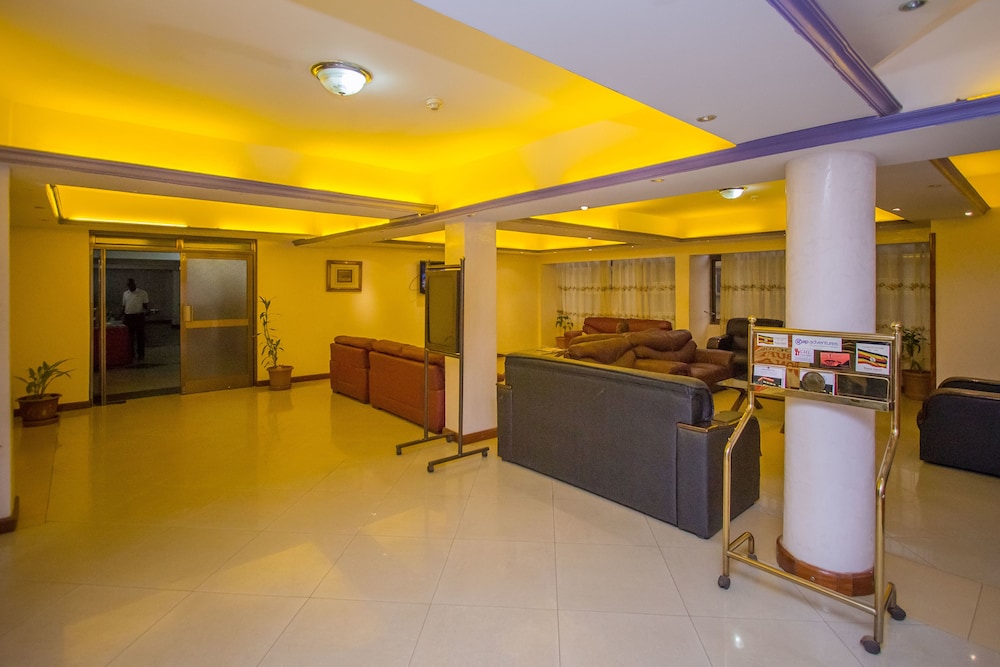 Holiday Express Hotel 12/74