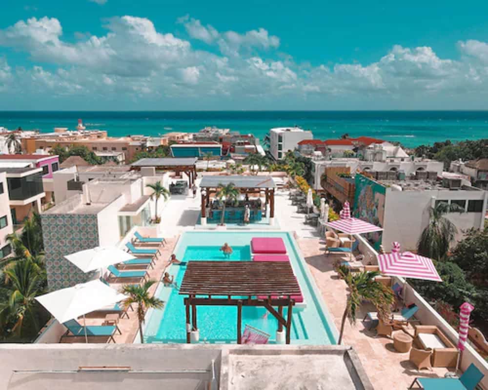 The Palm at Playa 61/77