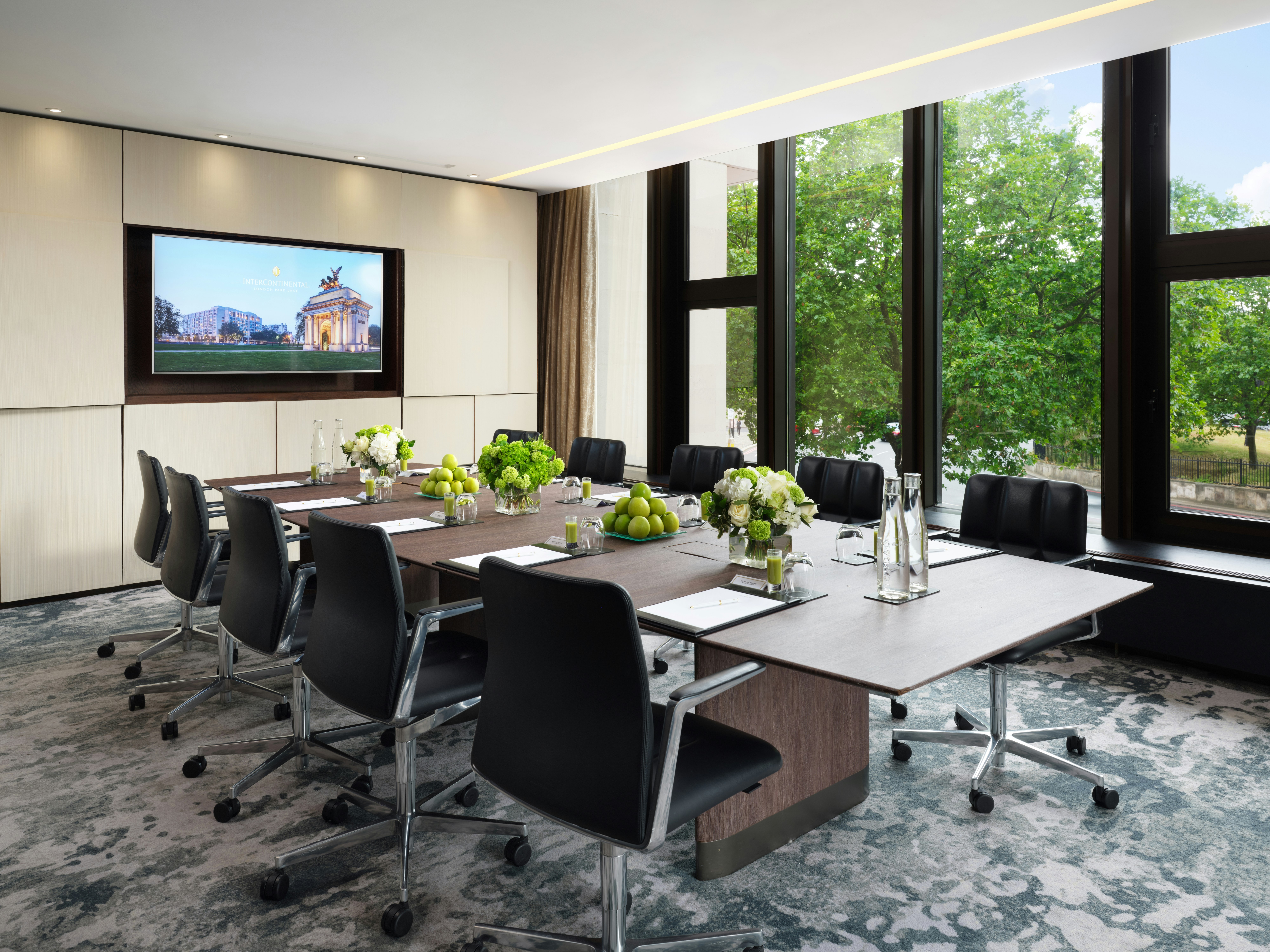 InterContinental London Park Lane by IHG 72/86