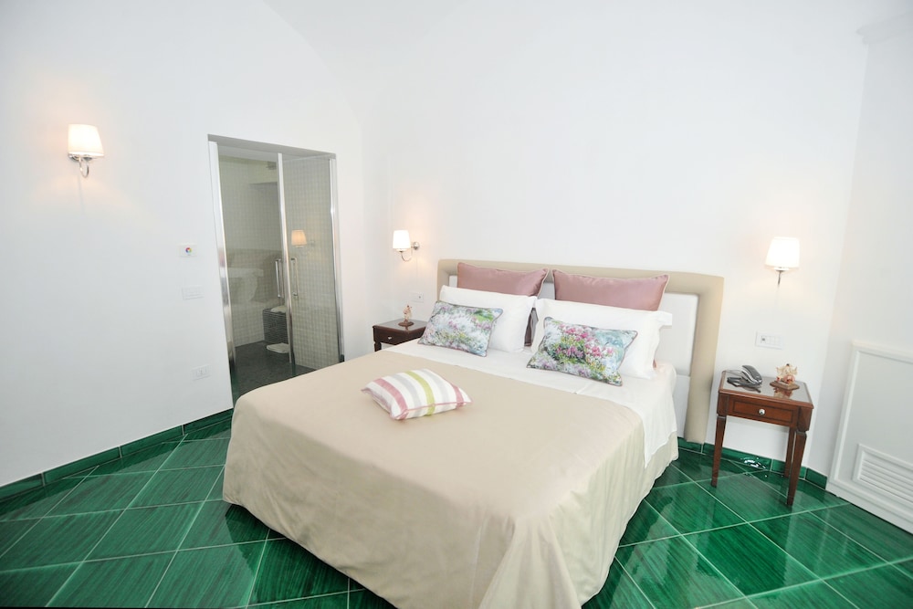 Core Amalfitano City Suites 7/39