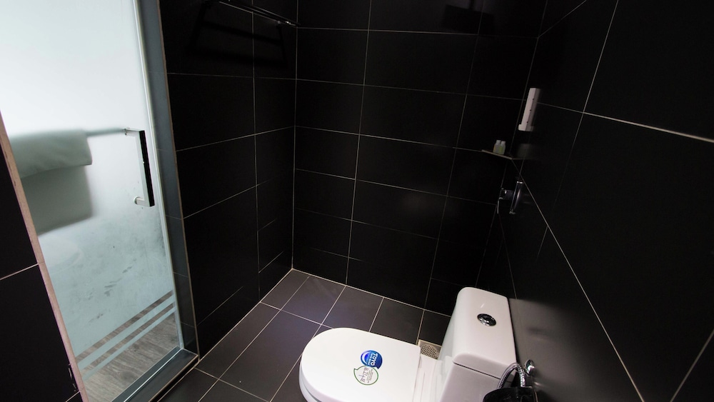 Hotel 99 - Pusat Bandar Puchong 42/48