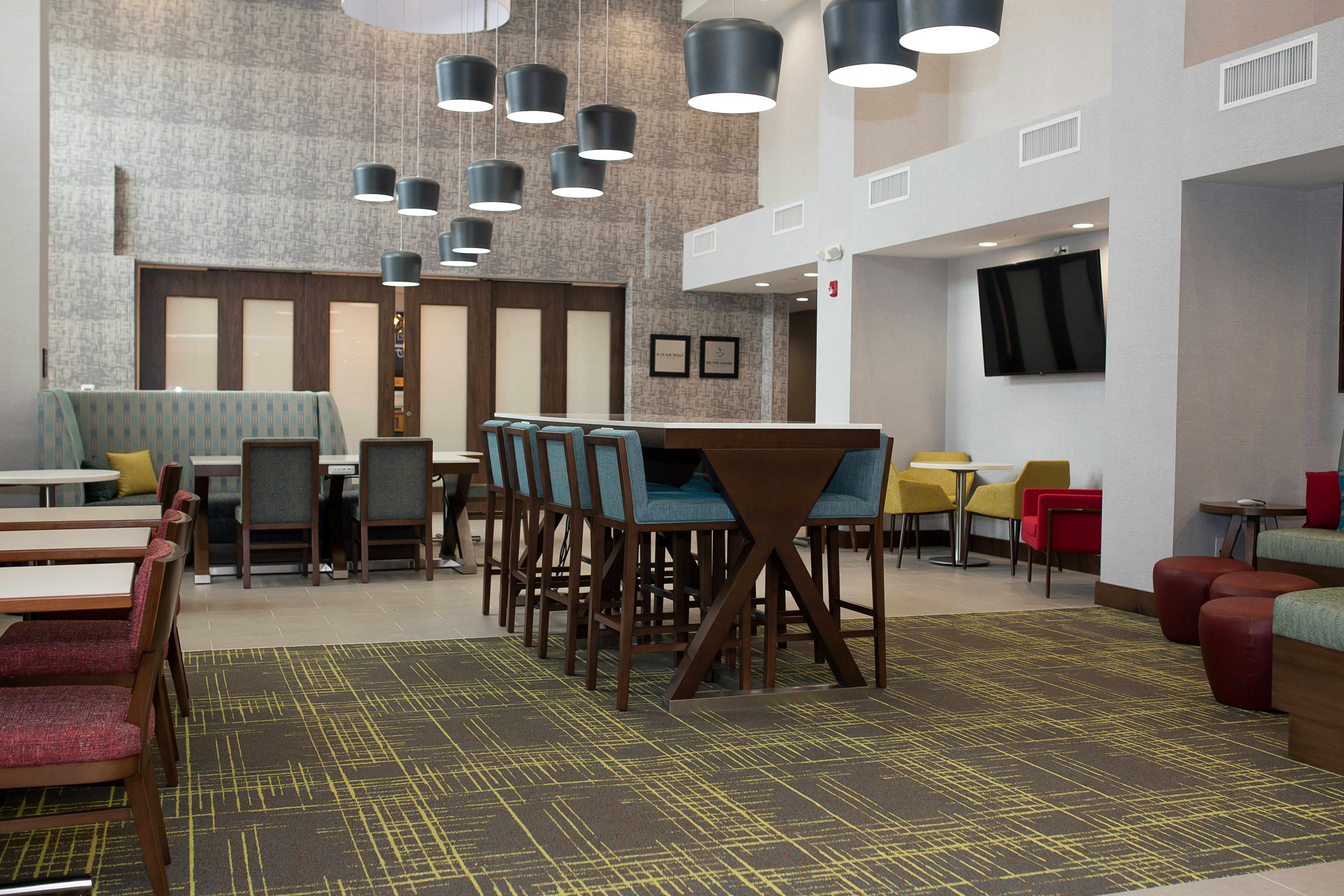Hampton Inn and Suites Dundee 50/55