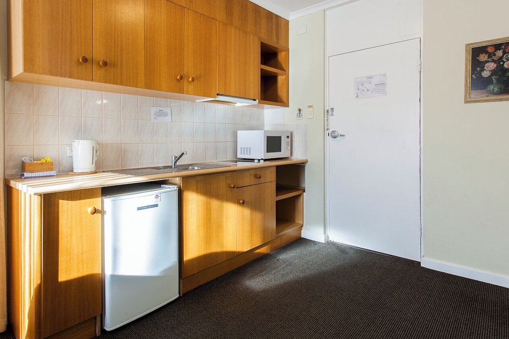 Kings Park Motel 16/65