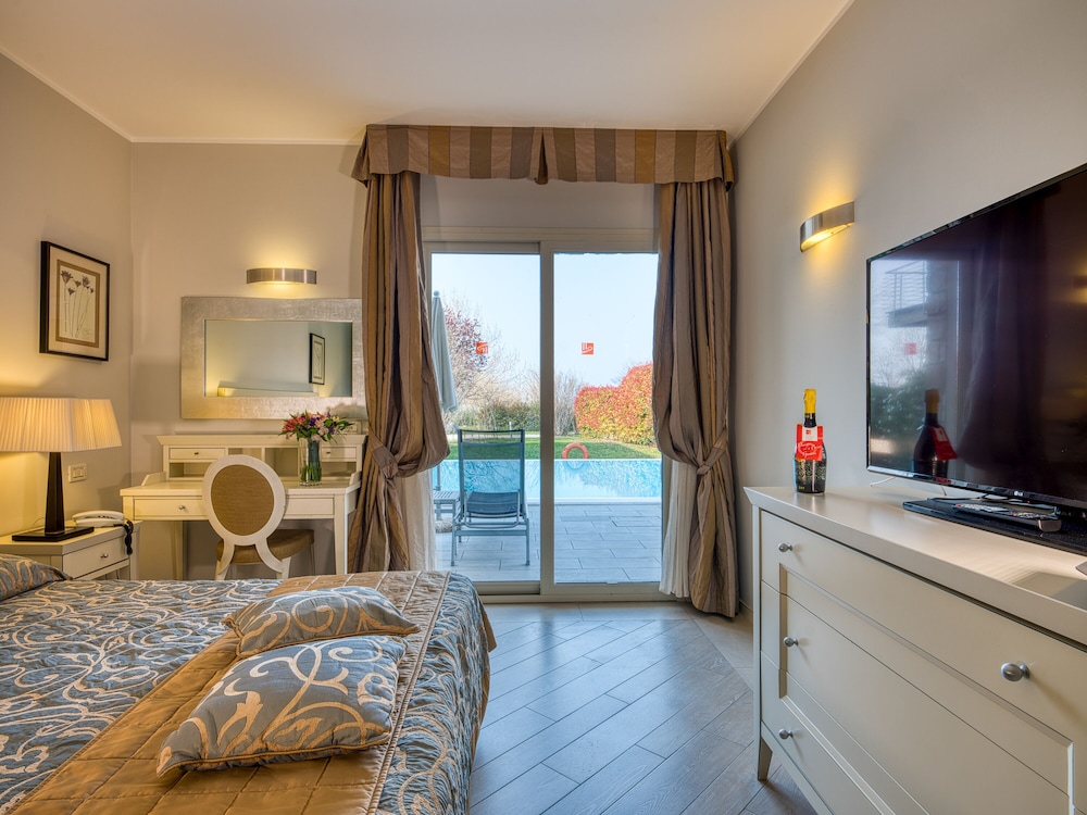 Parc Hotel Germano Suites 18/73