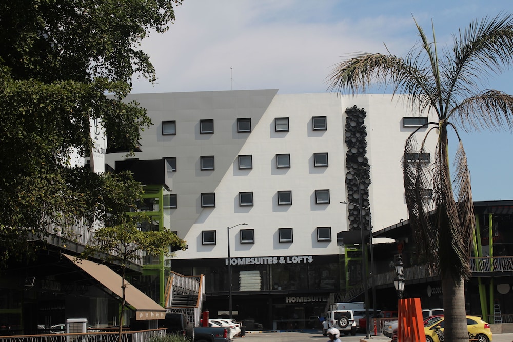 Homesuites Malecon 1/56