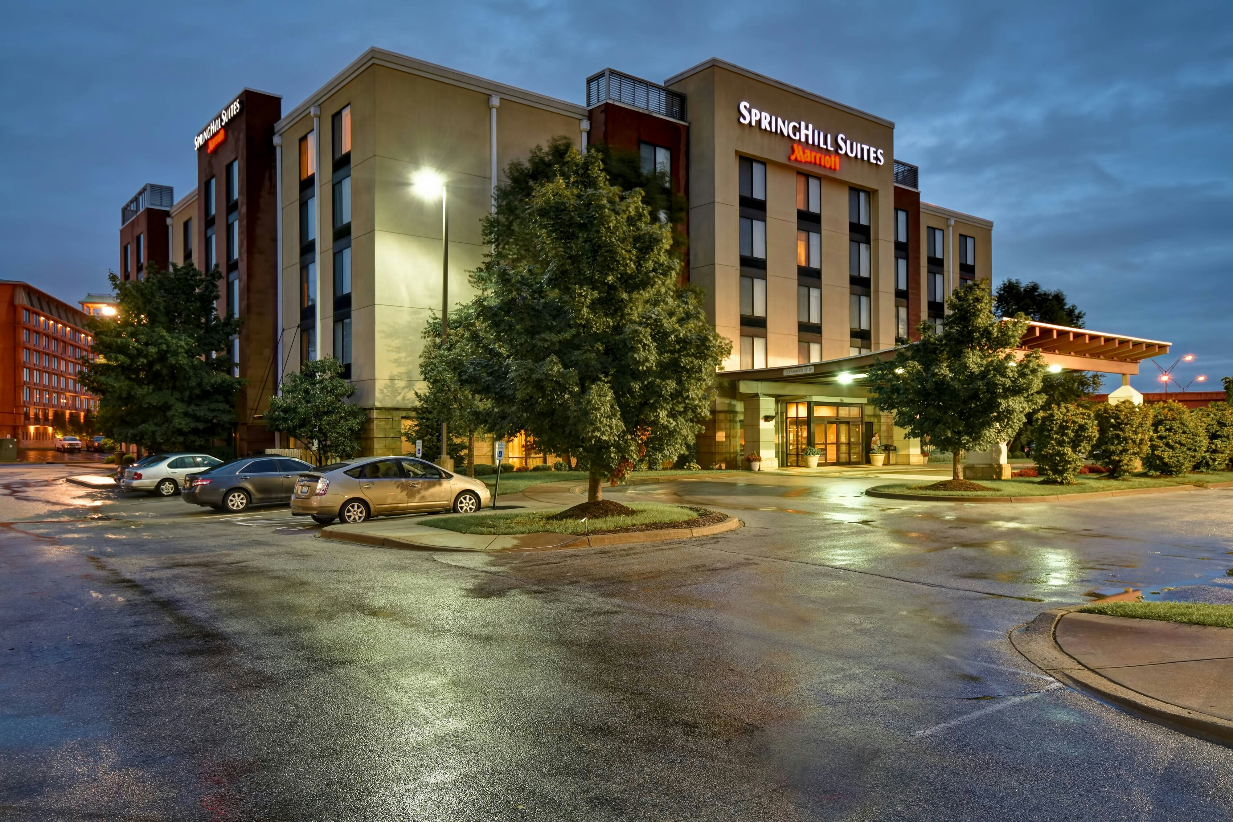 Springhill Suites by Marriott Louisville Airport 48/48