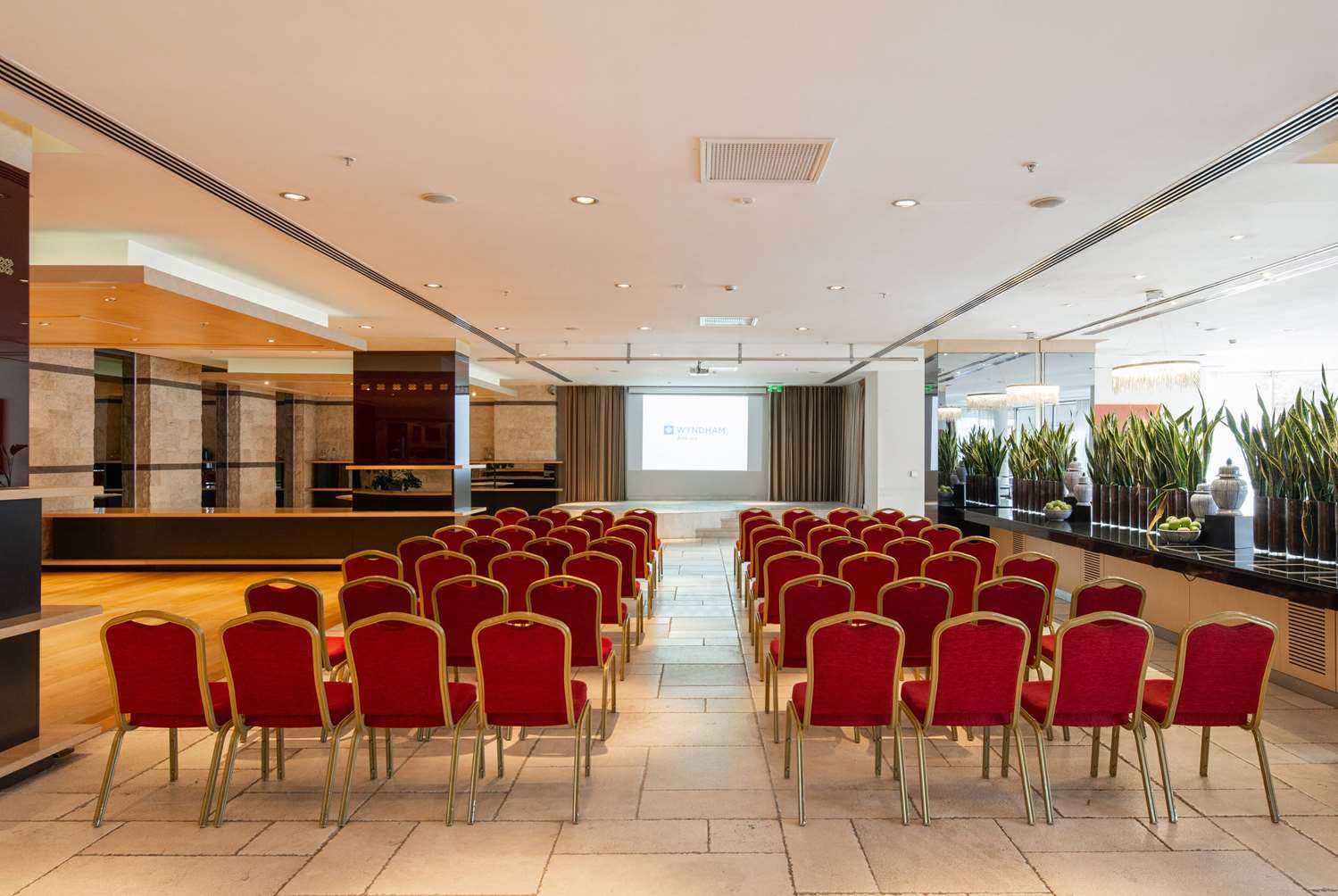 Wyndham Ankara 72/75