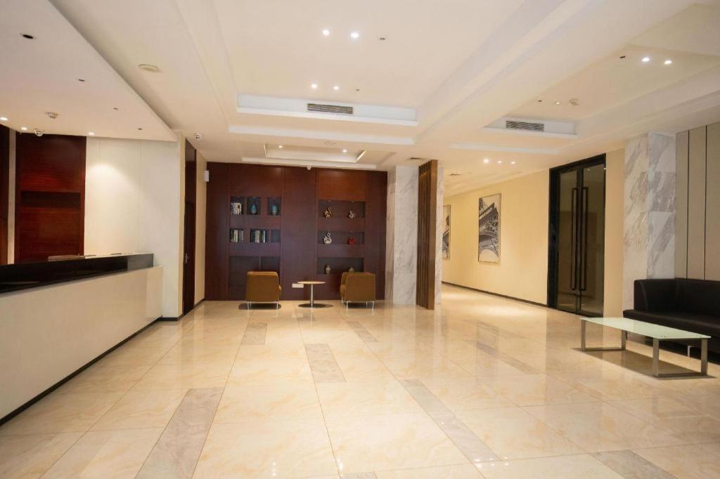 City Comfort Inn (Zhanjiang Middle Renmin Avenue Dingsheng Square) 12/50