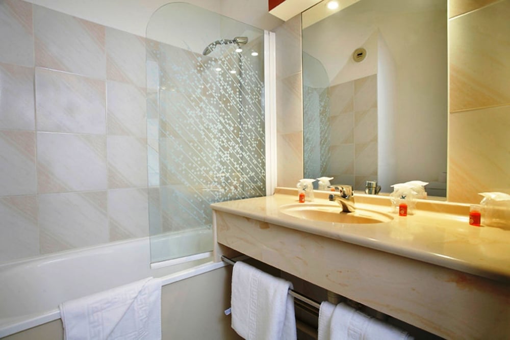 ibis Styles Bale-Mulhouse Aeroport 50/50