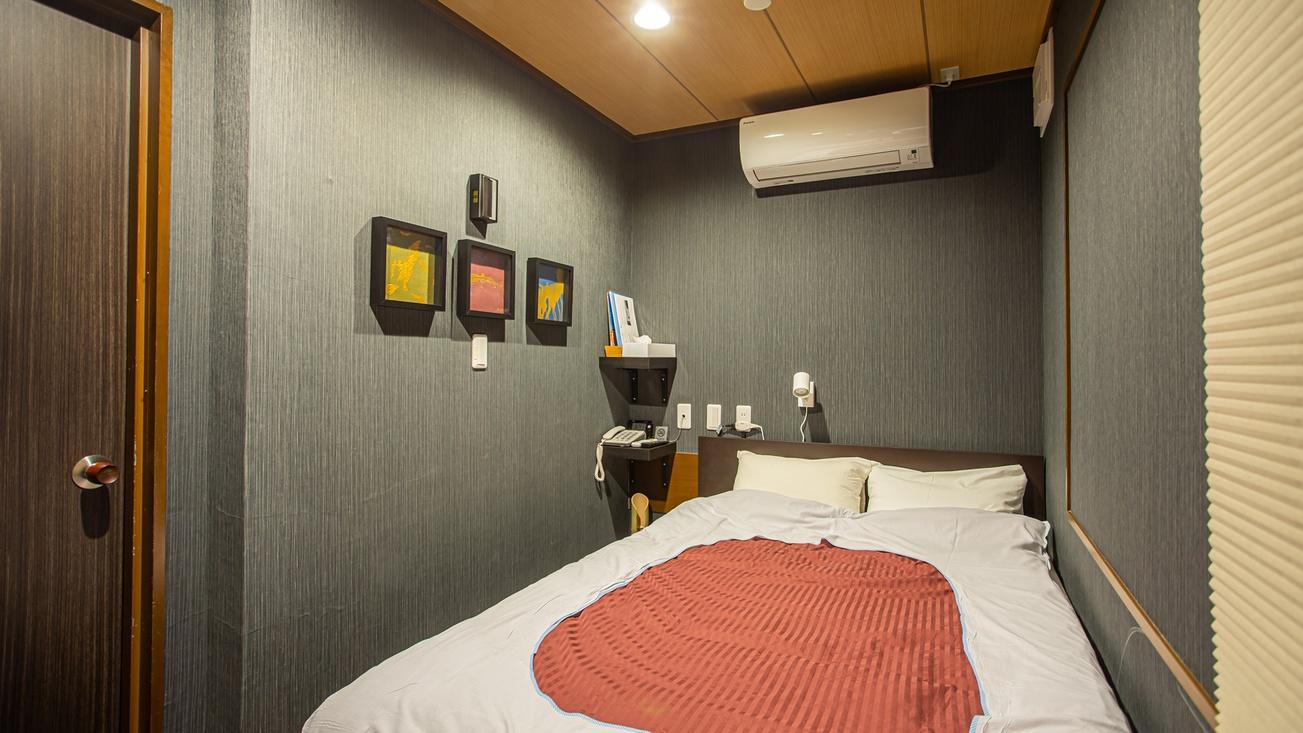 Semi Room, Semi Double Bed, No Window, Small