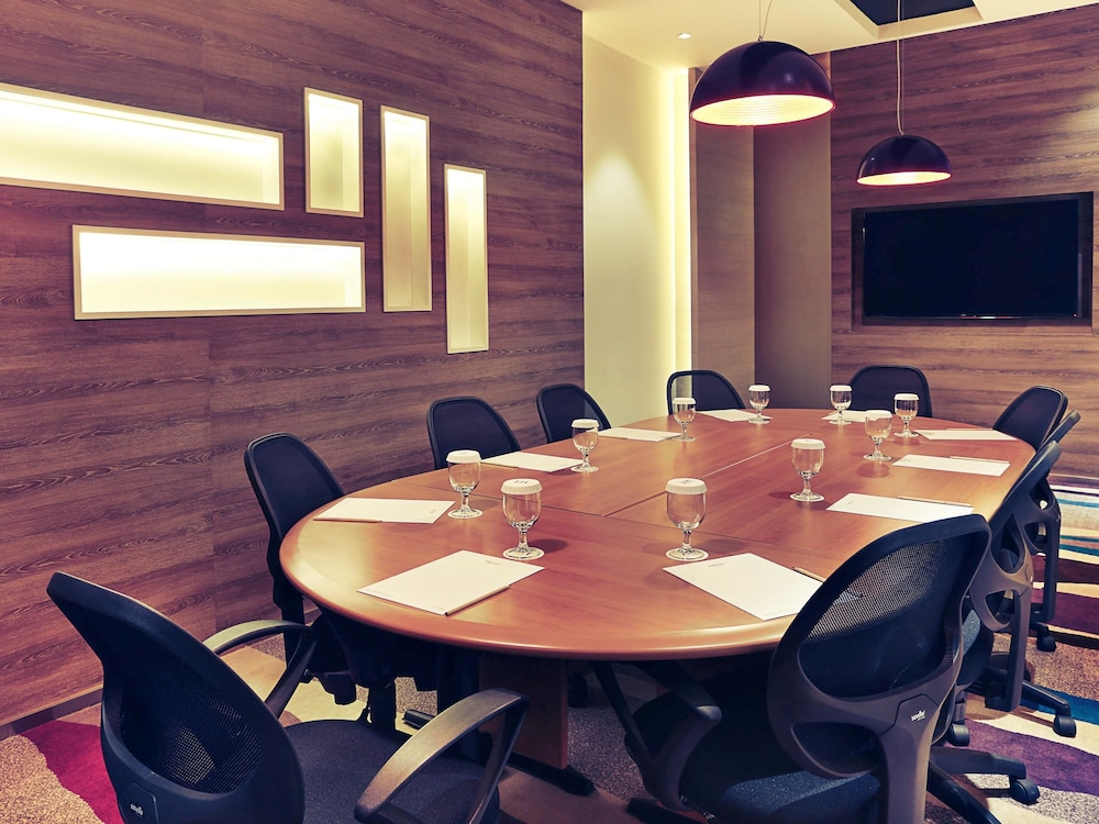 Mercure Jakarta Sabang 63/79