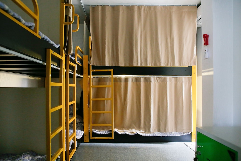 Dream Guest House 25/65