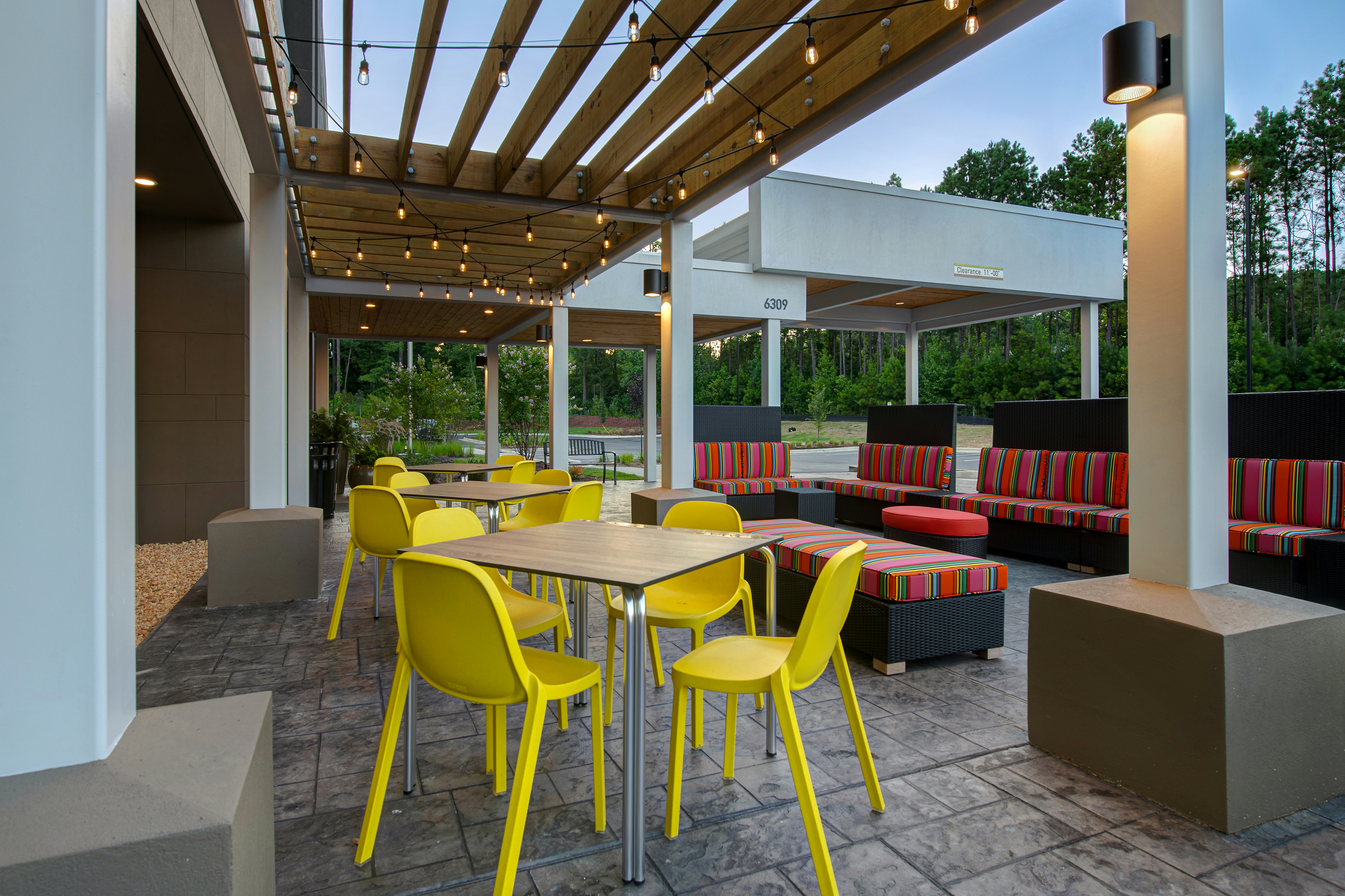 Home2 Suites by Hilton Fayetteville North 18/36