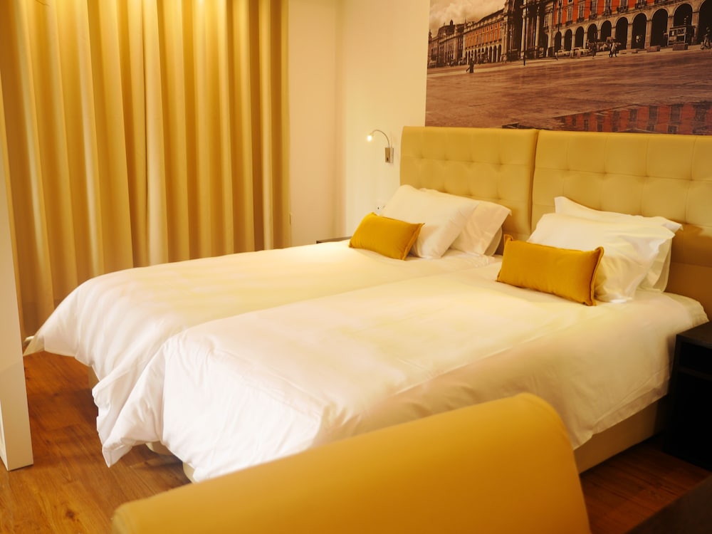 1 BEDROOM, APARTMENT