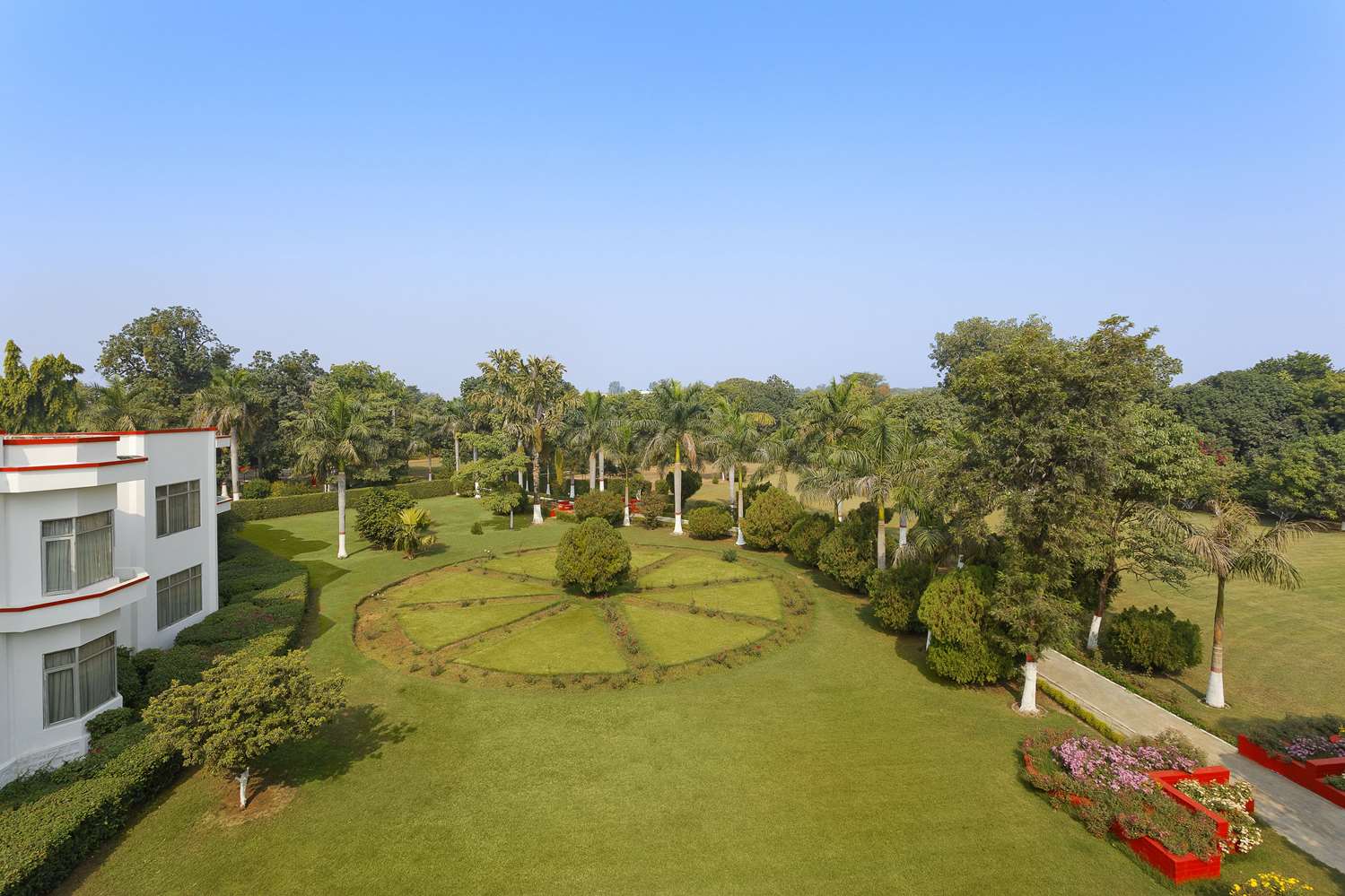 Ramada by Wyndham Khajuraho 24/31