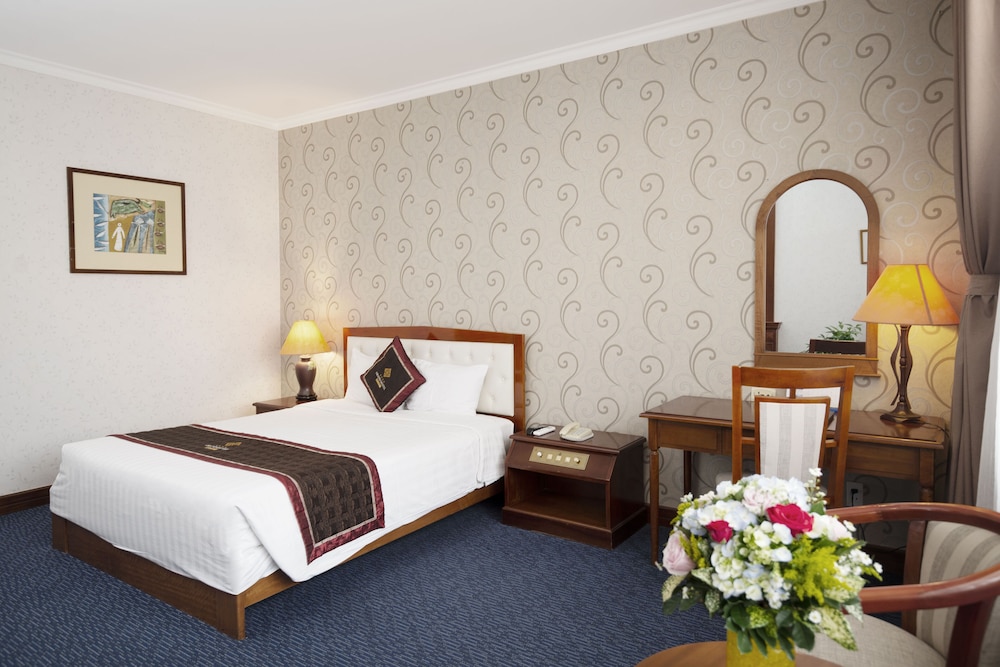 Grand Hotel 13/55