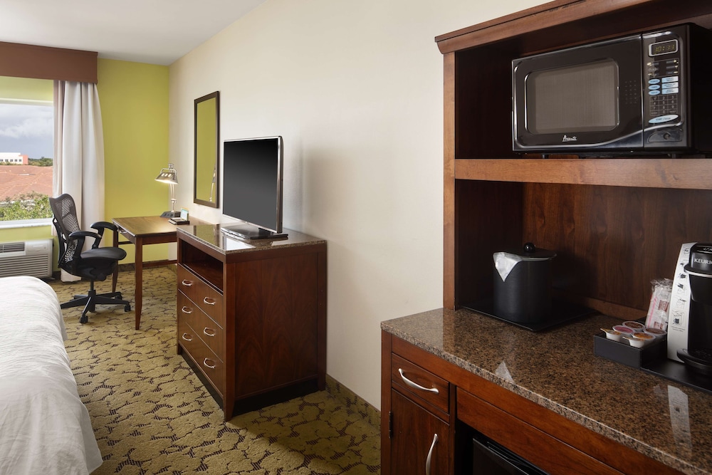 HILTON GARDEN INN BOCA RATON 31/53