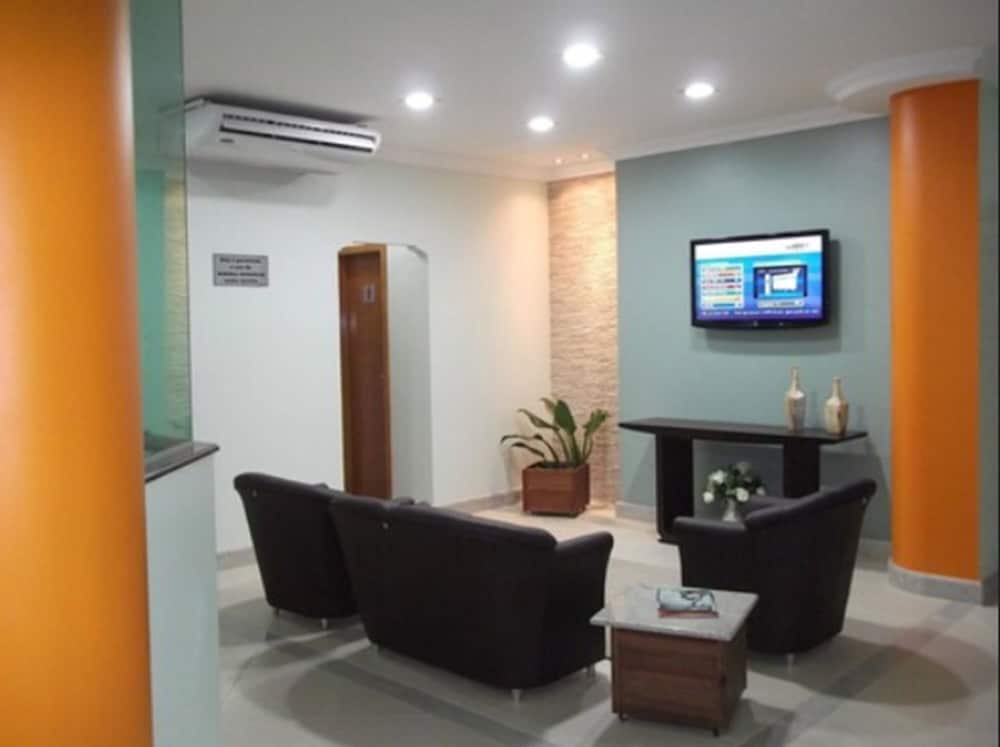 Lord Hotel Camburi 32/44