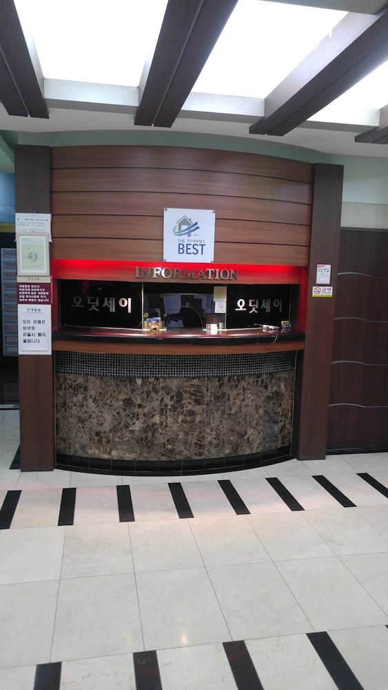 Odyssey Hotel 3/39