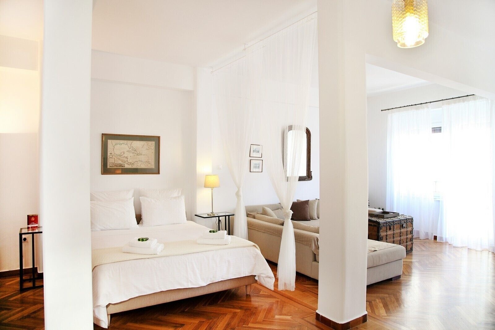 Signature, Apartment, 1 Single and 2 Queen Beds