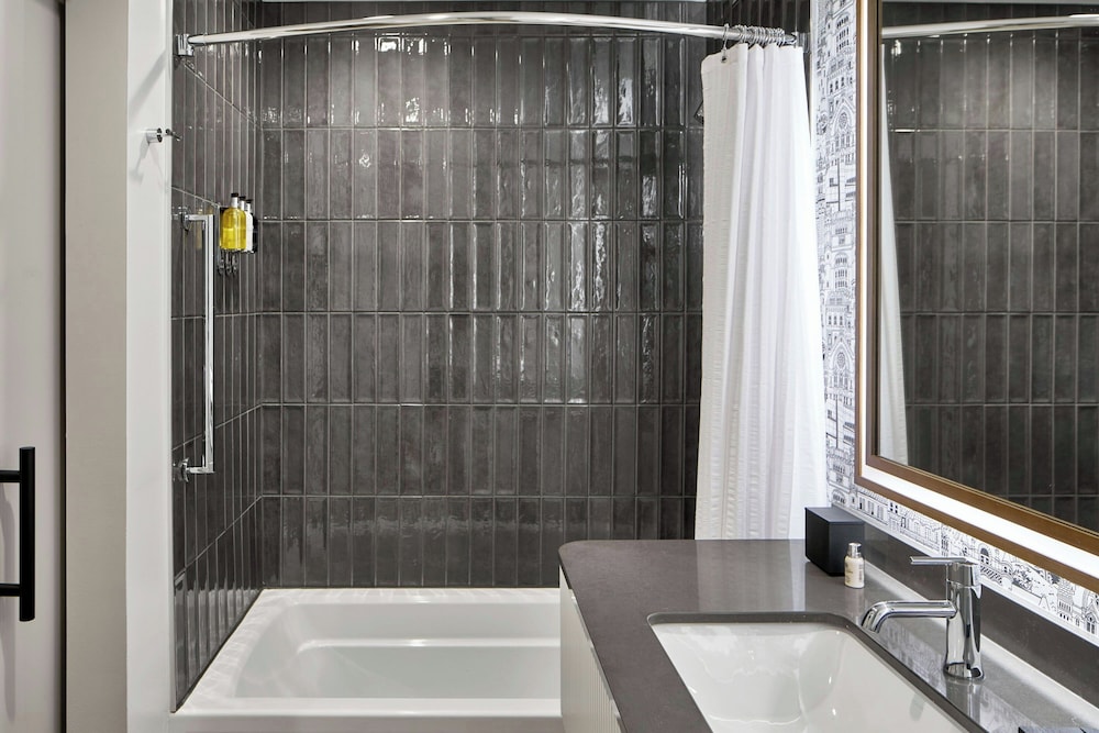 Hotel Celare, Cincinnati Midtown, a Tribute Portfolio Hotel 49/50