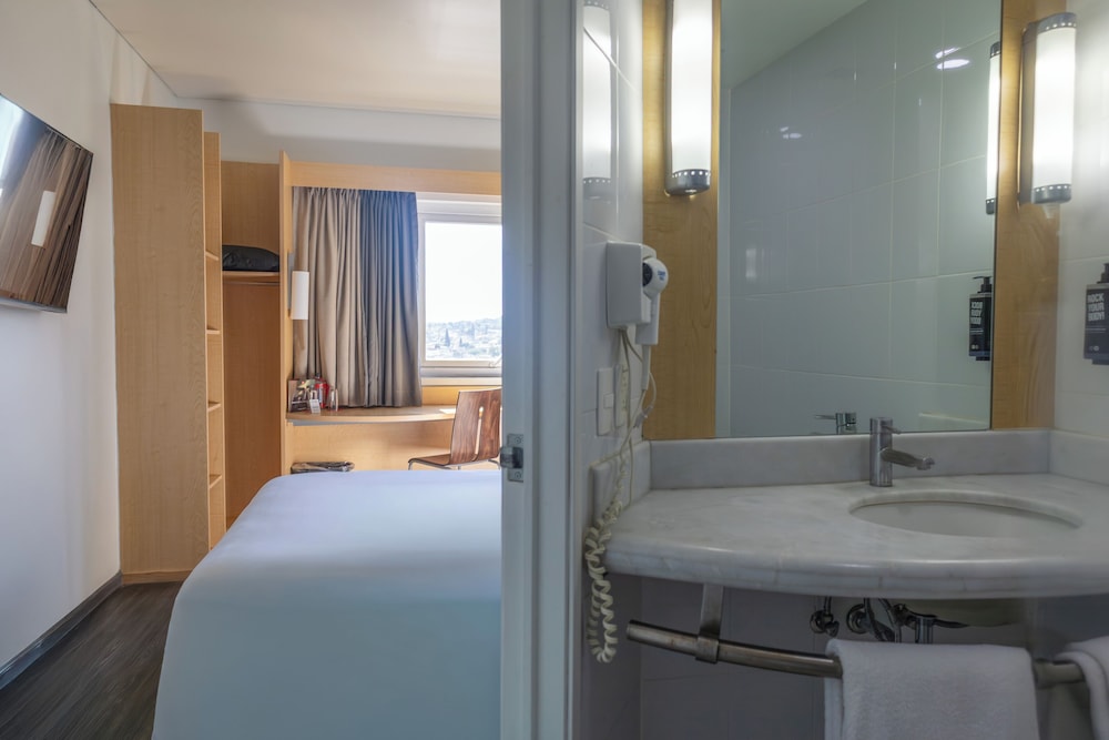 Ibis Hermosillo 47/47