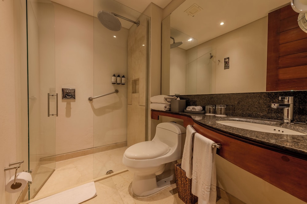 Bovedas de Santa Clara Boutique Hotel 78/78