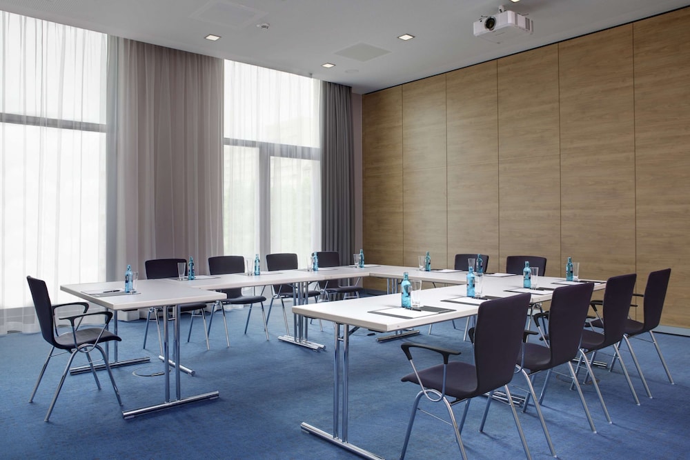 Intercity Hotel Leipzig 34/40