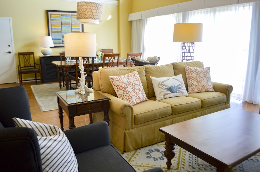 Wild Dunes Resort Sweetgrass Inn and Boardwalk Inn 30/35